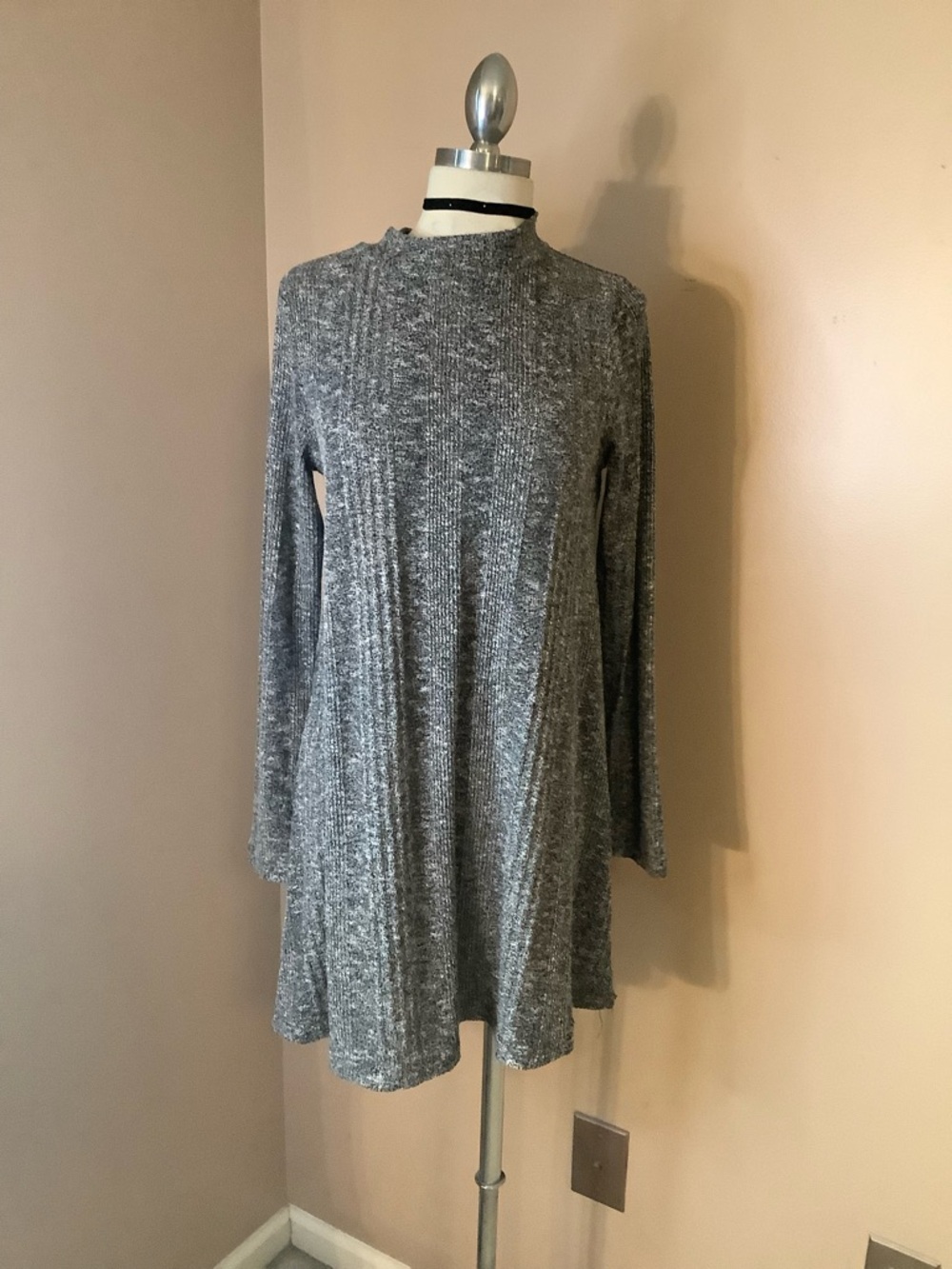Mossimo Supply Co Grey & Black Textured Mock neck Swing Mini Dress Medium 8/10